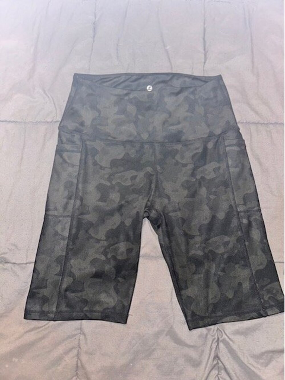 LegEnd Camo Biker Shorts with Pockets Size L